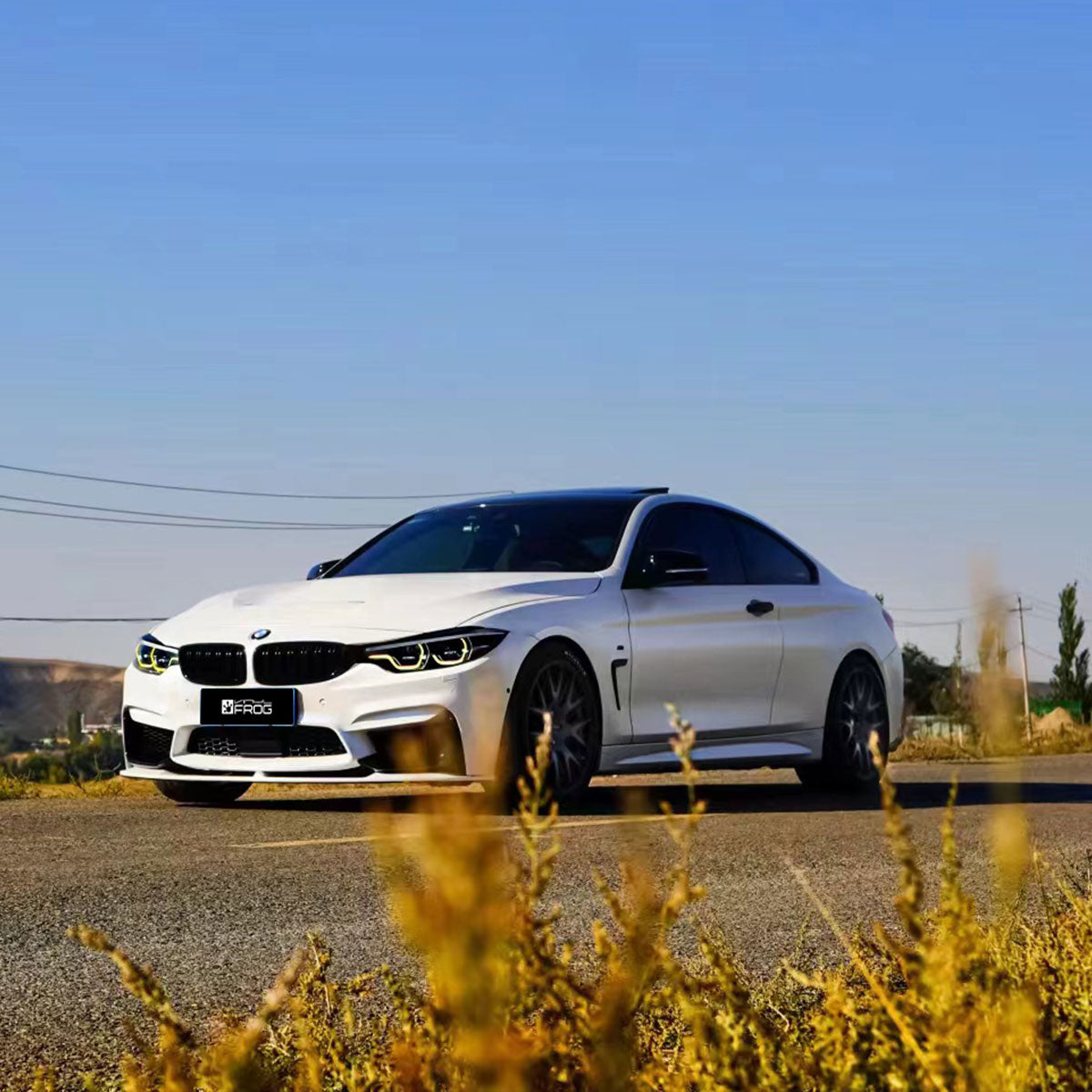 Matte Metallic Pearl White Vinyl Wrap