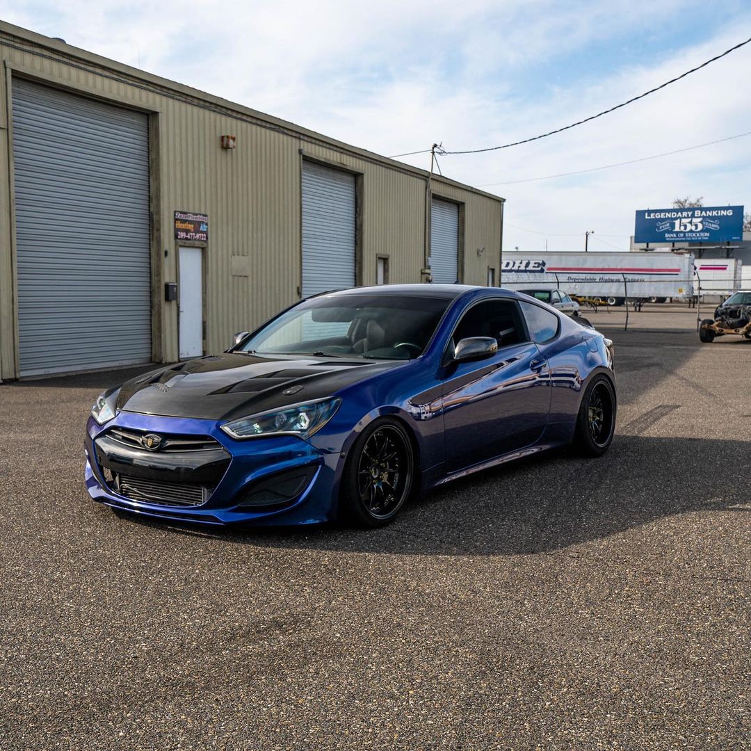 Glossy Metallic Everton Blue Vinyl Wrap