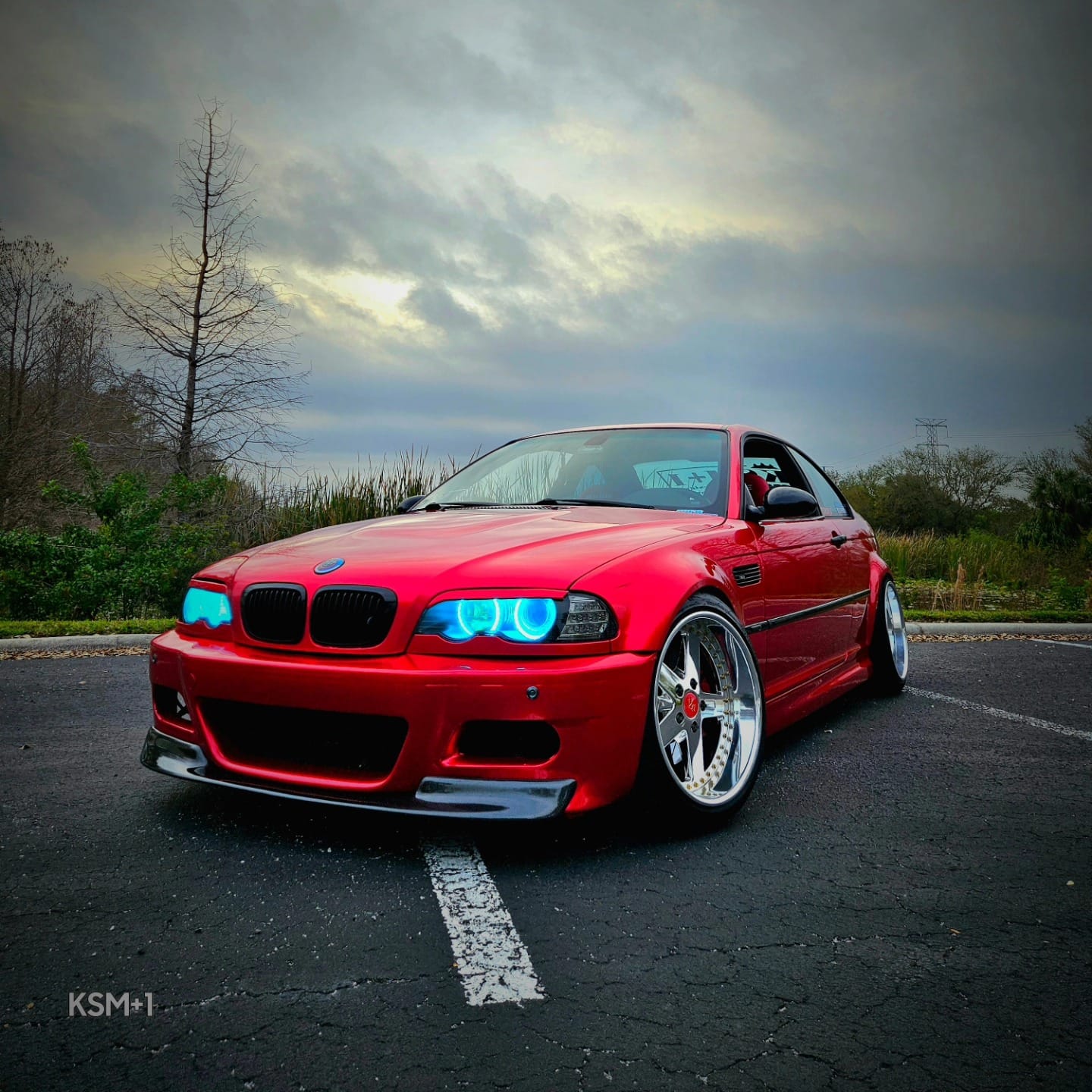 Glossy Metallic Vampire Red Vinyl Wrap