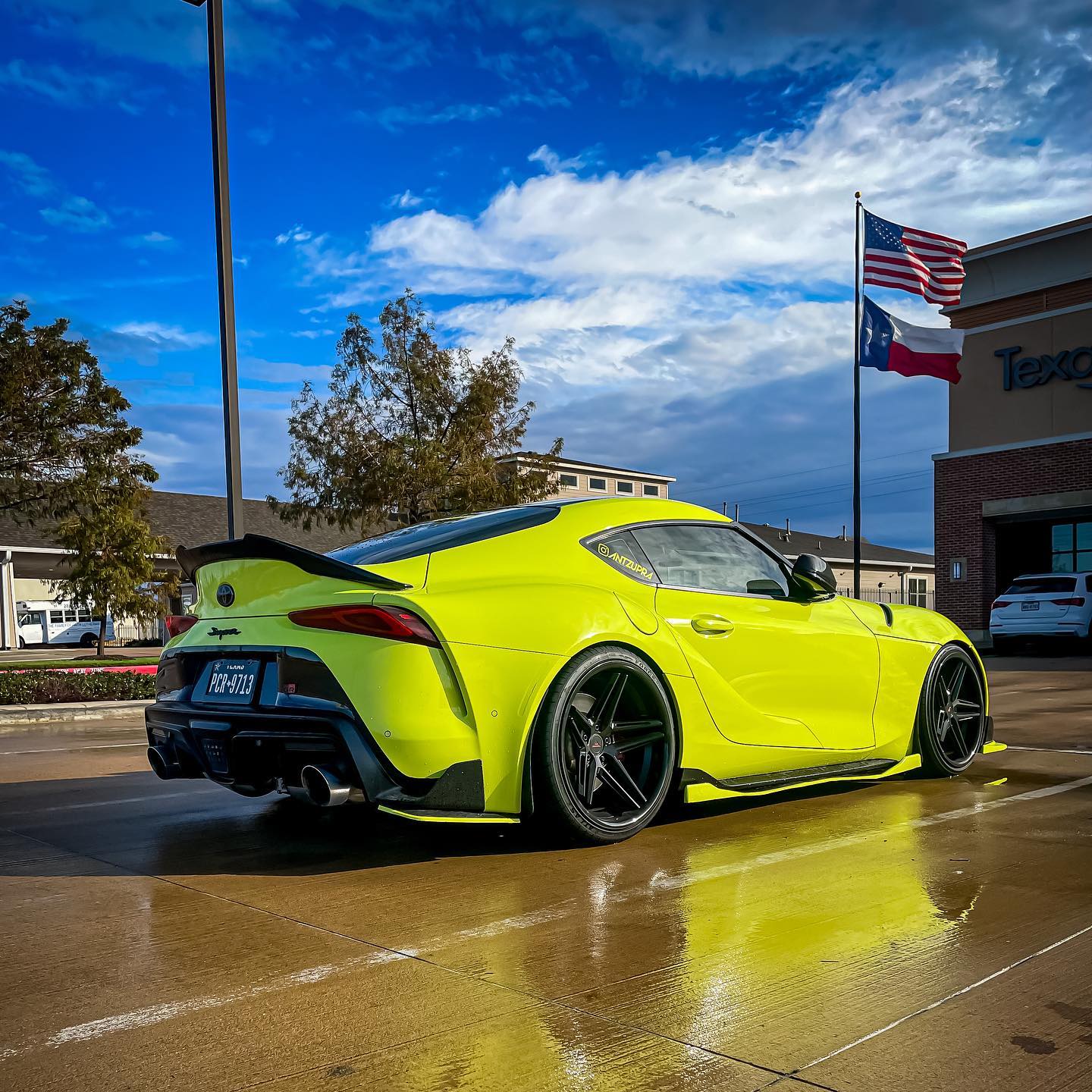 High Glossy Chartreuse Yellow Vinyl Wrap